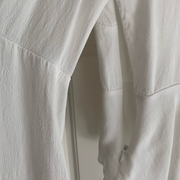 White balloon sleeve blouse - Picture 7 of 7